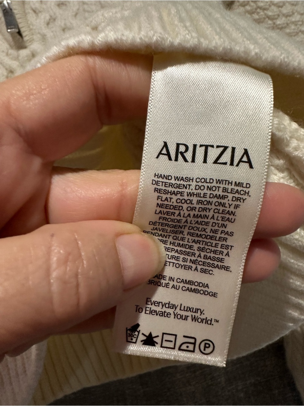 Aritzia Heritage Knit Cable Knit Merino Wool 1/4 Zip Sweater
Size Small | - Picture 4 of 7